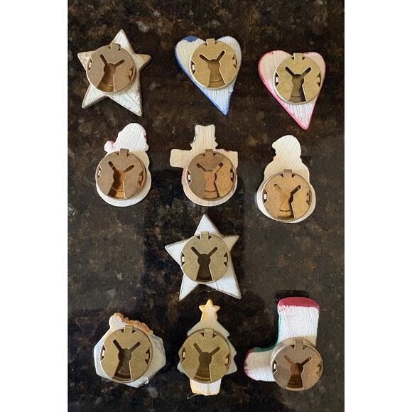 Vintage Christmas Holiday Button Cover Lot Snowman Tree Faith Love Lot of 10 - Picture 2 of 8